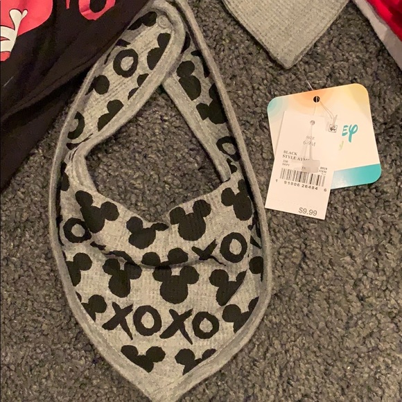 NWT Disney baby Mickey Mouse onesie - Picture 6 of 7